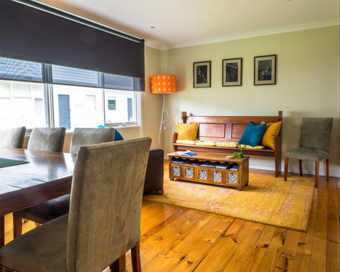 Alice's Palace Ocean Grove - Accommodation in Surfers Paradise 1