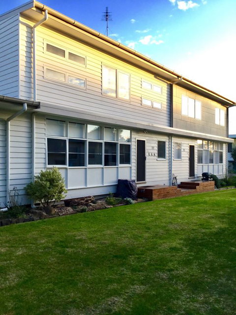 Alice's Palace Ocean Grove - Accommodation in Surfers Paradise 4