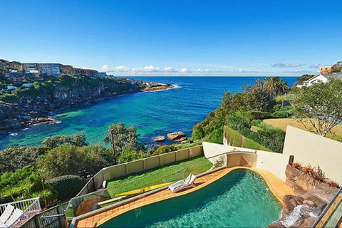 Bay View - Accommodation in Surfers Paradise 0