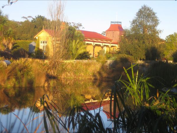 Spring Hill VIC Accommodation in Surfers Paradise