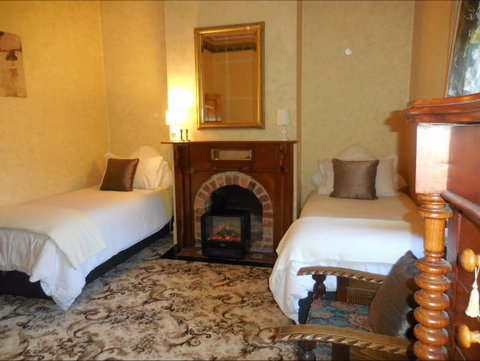 Bunjil Farm - Accommodation in Surfers Paradise 4