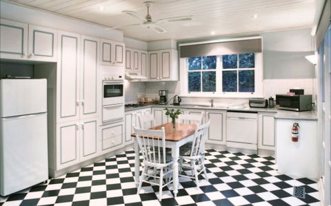 Fairbank House - Accommodation in Surfers Paradise 4