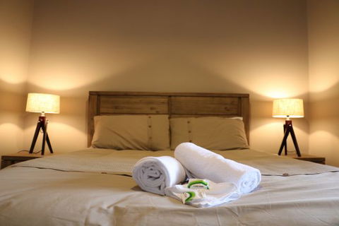 Hampton Halfway Hotel Motel - Accommodation in Surfers Paradise 2