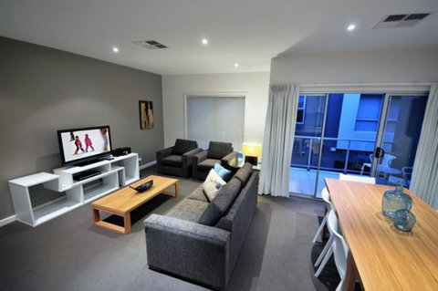 La Loft Apartments - Accommodation in Surfers Paradise 2