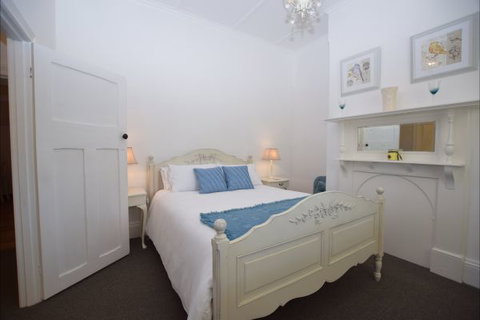 The Provincial Bed & Breakfast - Accommodation in Surfers Paradise 3
