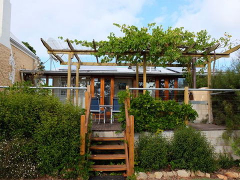 The Old Drik Drik Schoolhouse Retreat - Accommodation in Surfers Paradise 1