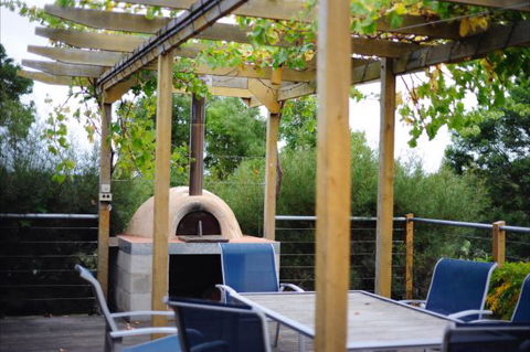 The Old Drik Drik Schoolhouse Retreat - Accommodation in Surfers Paradise 4
