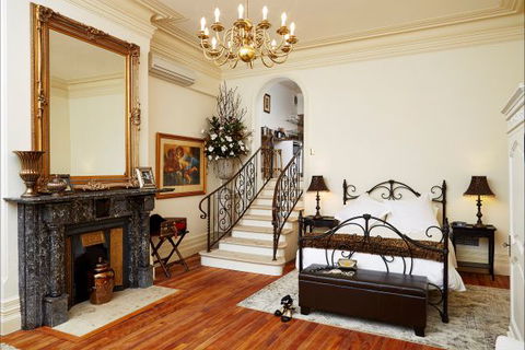 The Suites, Villa Belgravia - Accommodation in Surfers Paradise 1