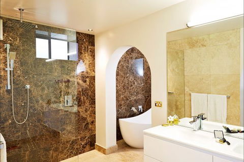 The Suites, Villa Belgravia - Accommodation in Surfers Paradise 2