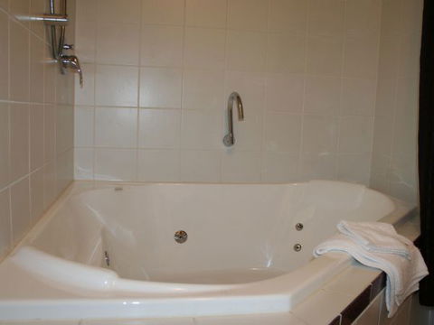 Tudor Cottages Mount Dandenong - Accommodation in Surfers Paradise 4