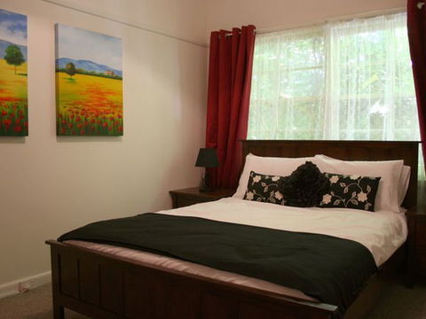 Tudor Cottages Mount Dandenong - Accommodation in Surfers Paradise 9
