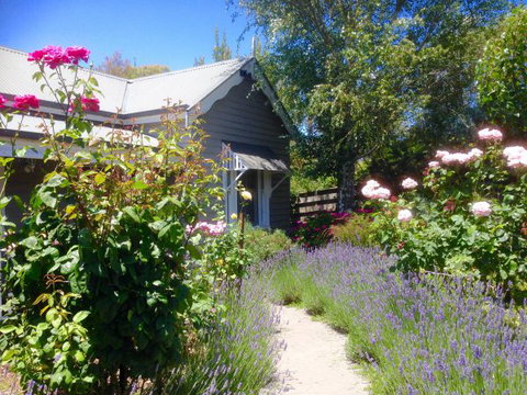 Valley View Cottage - Accommodation in Surfers Paradise 0