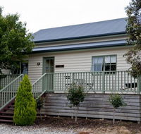 Wood Duck Cottages - Accommodation in Surfers Paradise