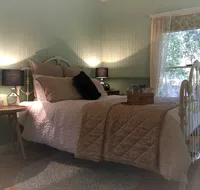 Telegraph Retreat Cottages - Accommodation in Surfers Paradise