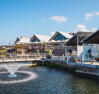 Caves Coastal Bar and Bungalows - Accommodation in Surfers Paradise