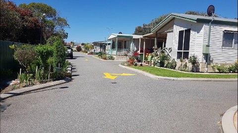 Cherokee Village Tourist Park - Accommodation in Surfers Paradise 0
