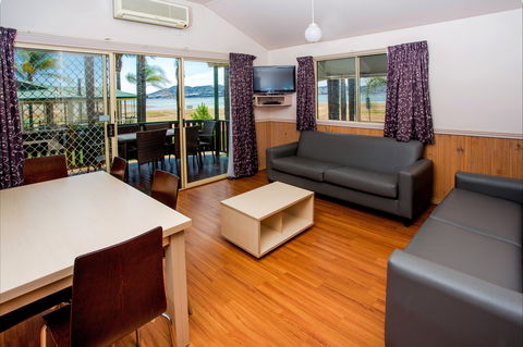 Discovery Parks - Lake Hume - Accommodation in Surfers Paradise 4