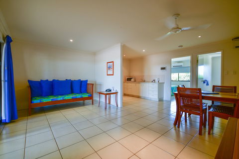 End Of The Road Motel - Accommodation in Surfers Paradise 2