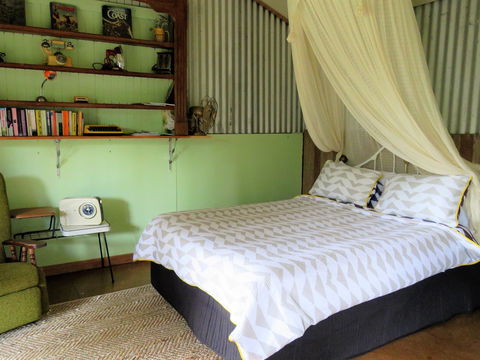 Fig Tree Retro Studio - Accommodation in Surfers Paradise 4