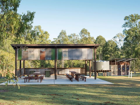 Hardings Paddock Campground - Accommodation in Surfers Paradise 2
