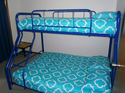 Laubelna's - Accommodation in Surfers Paradise 5