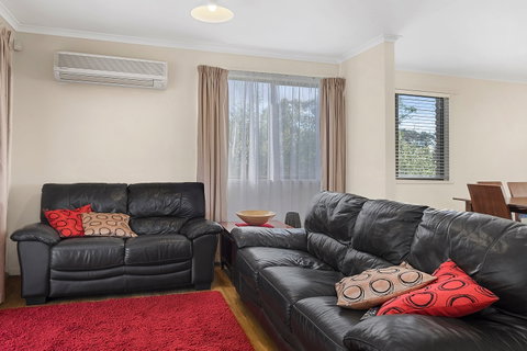 Mirramar House - Accommodation in Surfers Paradise 7