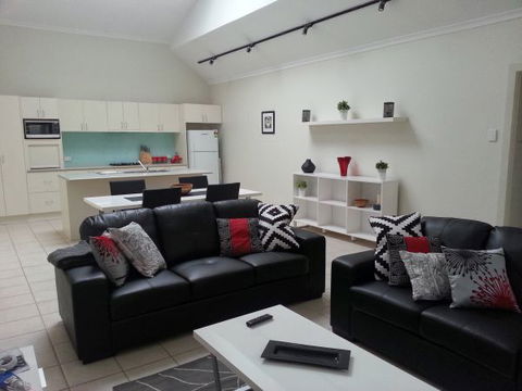 Studio One Accommodation - Accommodation in Surfers Paradise 0