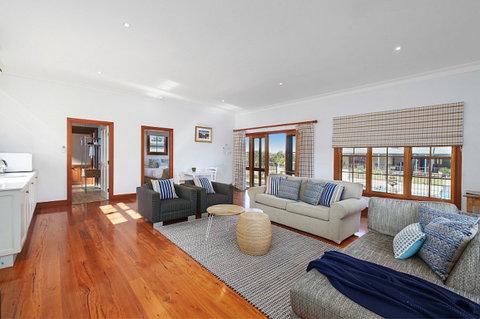Stonegate - Accommodation in Surfers Paradise 3