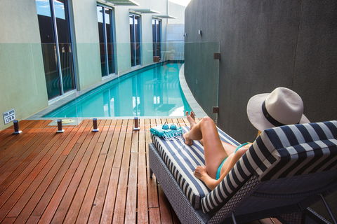 The Frames - Luxury Riverland Accommodation - Accommodation in Surfers Paradise 1