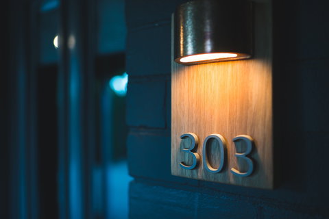 The Houston Wagga - Accommodation in Surfers Paradise 1