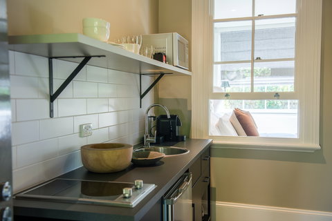 The Houston Wagga - Accommodation in Surfers Paradise 3