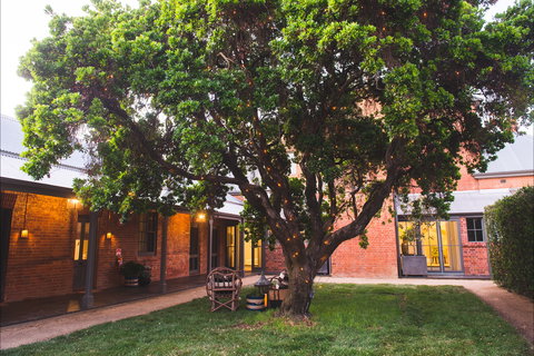 The Houston Wagga - Accommodation in Surfers Paradise 4