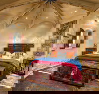 The Castle Keep BB - Accommodation in Surfers Paradise