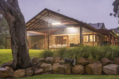 WA HomeStay - Accommodation in Surfers Paradise 0
