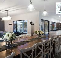 WhiteVale Estate - Accommodation in Surfers Paradise