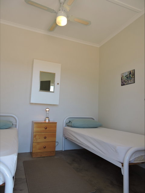 Alpana Station - Accommodation in Surfers Paradise 2