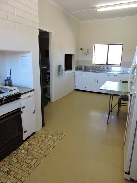 Alpana Station - Accommodation in Surfers Paradise 4