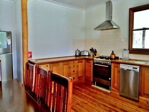 Capertee Homestead - 'Port Macquarie' - Accommodation in Surfers Paradise 4