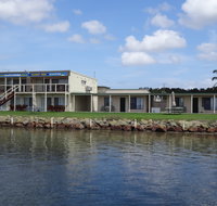 Coral Tree Lodge Tourist Park - Accommodation in Surfers Paradise
