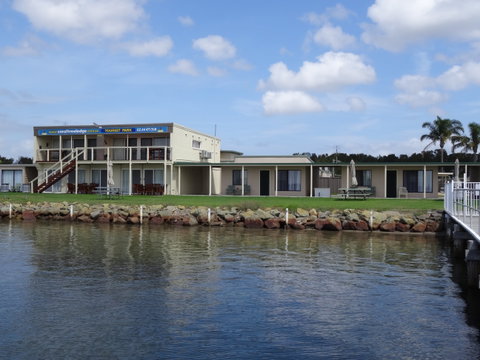 Coral Tree Lodge Tourist Park - Accommodation in Surfers Paradise 0