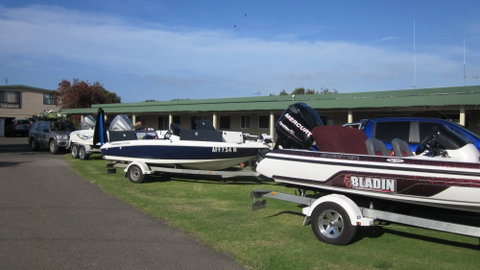 Coral Tree Lodge Tourist Park - Accommodation in Surfers Paradise 2