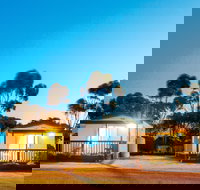 Cummins Caravan  Cabin Park - Accommodation in Surfers Paradise