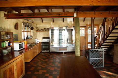 Kookaburra Creek Retreat - Accommodation in Surfers Paradise 1