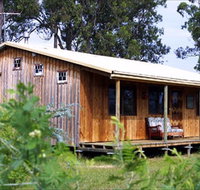 Lovedale Cottages - Accommodation in Surfers Paradise