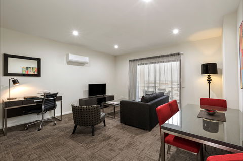 Quest  Liverpool - Accommodation in Surfers Paradise 4