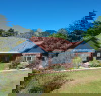 Roslyn Estate Farmhouse - Accommodation in Surfers Paradise