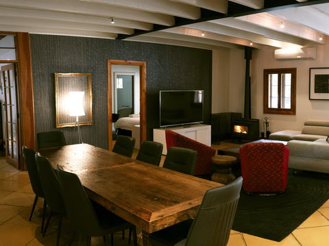 Thiele House Retreat - Accommodation in Surfers Paradise 1