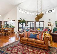 Aquila Retreat Eco Mansion - Accommodation in Surfers Paradise