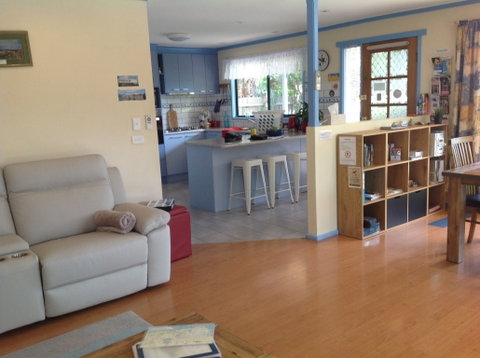Bells By The Beach - Accommodation in Surfers Paradise 2