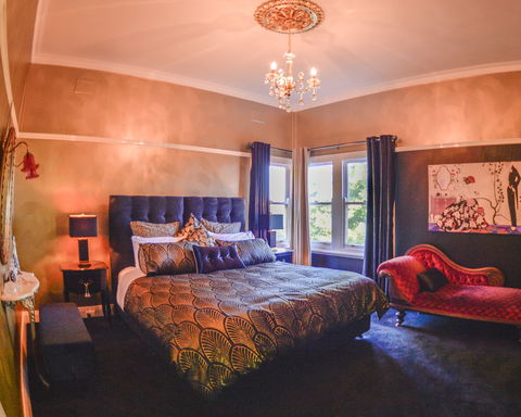 Chatelaine Valley Views - Accommodation in Surfers Paradise 2